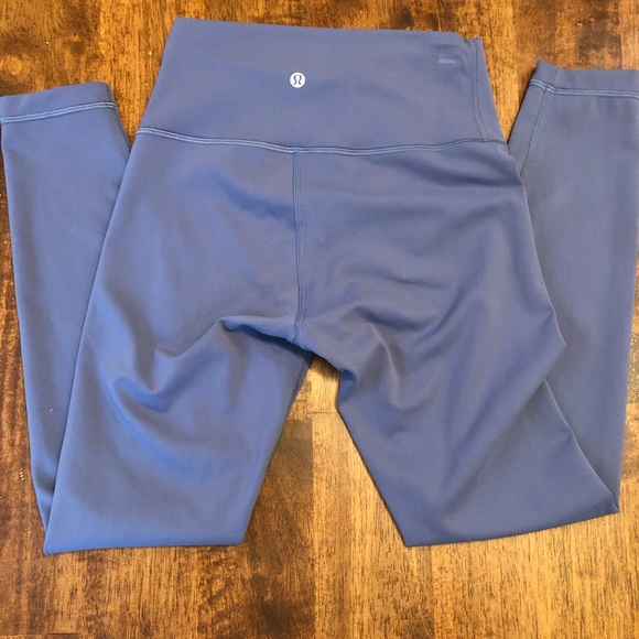 Lululemon size 6 ink blue wunder trains 25” - Picture 2 of 4